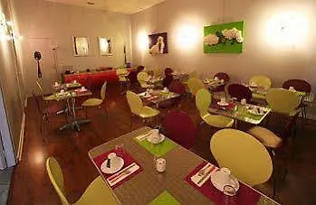 ** Hotel Dav'Hotel Jaude Clermont-Ferrand France